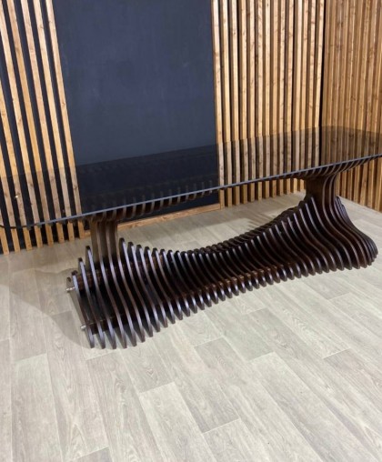 Parametric table with glass top