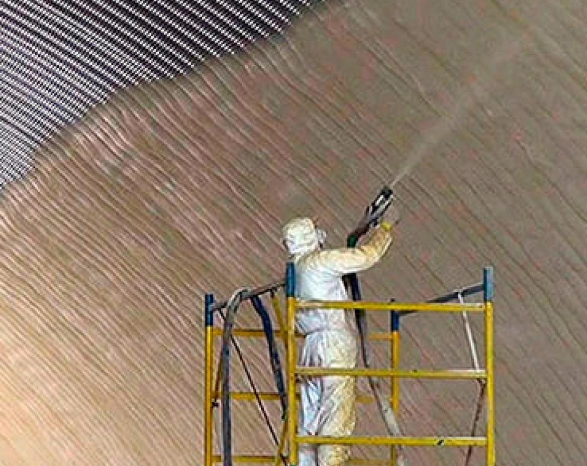 Industrial insulation with polyurethane foam